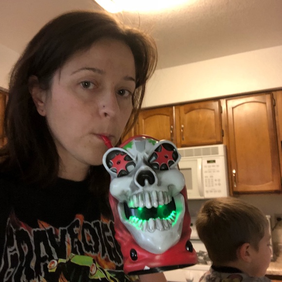 Meet your Posher, Carissa - Picture 4 of 9